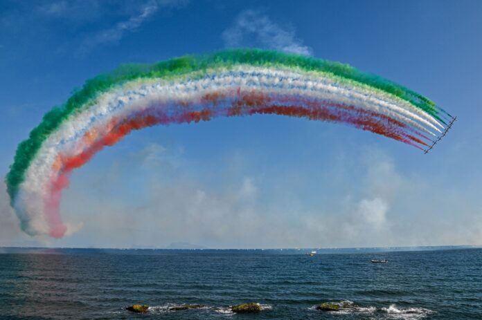 centenario aeronautica successo frecce tricolori
